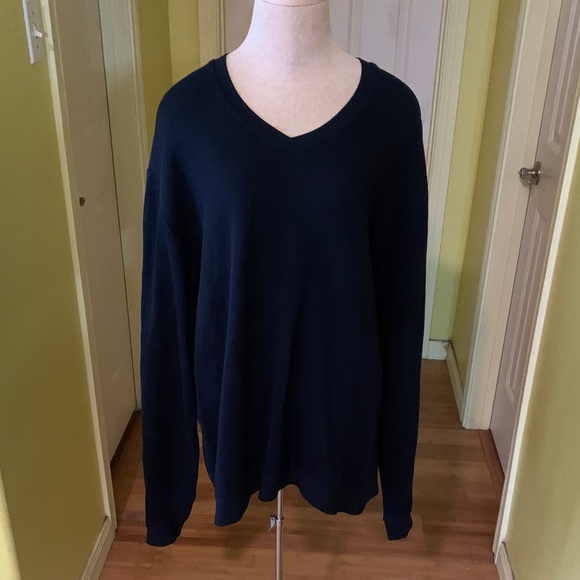 Cutter and Buck sweater NWOT - Picture 2 of 8